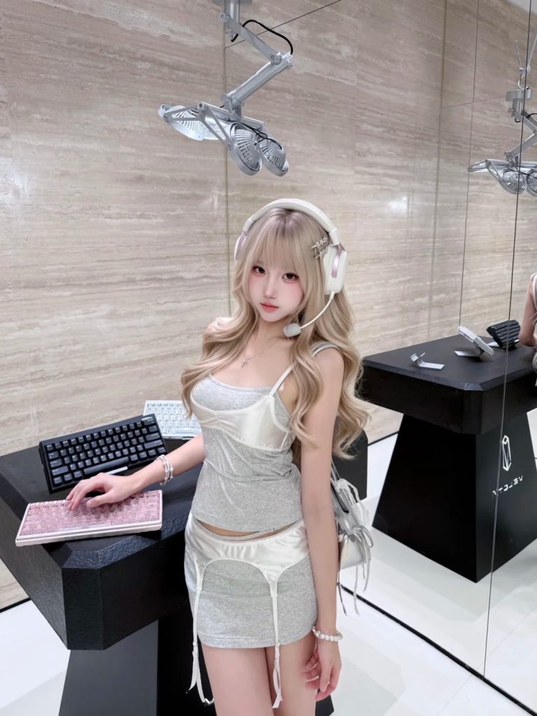 城市生活人物配图
